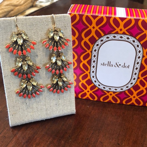 Stella & Dot Jewelry - Stella & Dot Coral Cay earrings